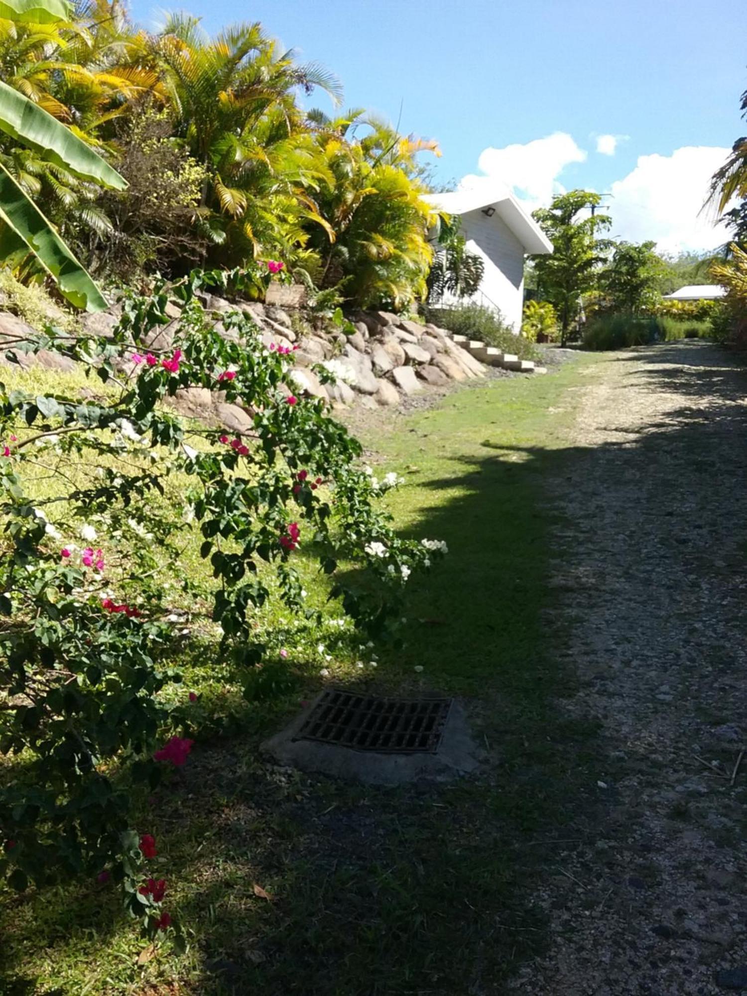 Dadi'S Little Paradis Sainte-Rose Zimmer foto