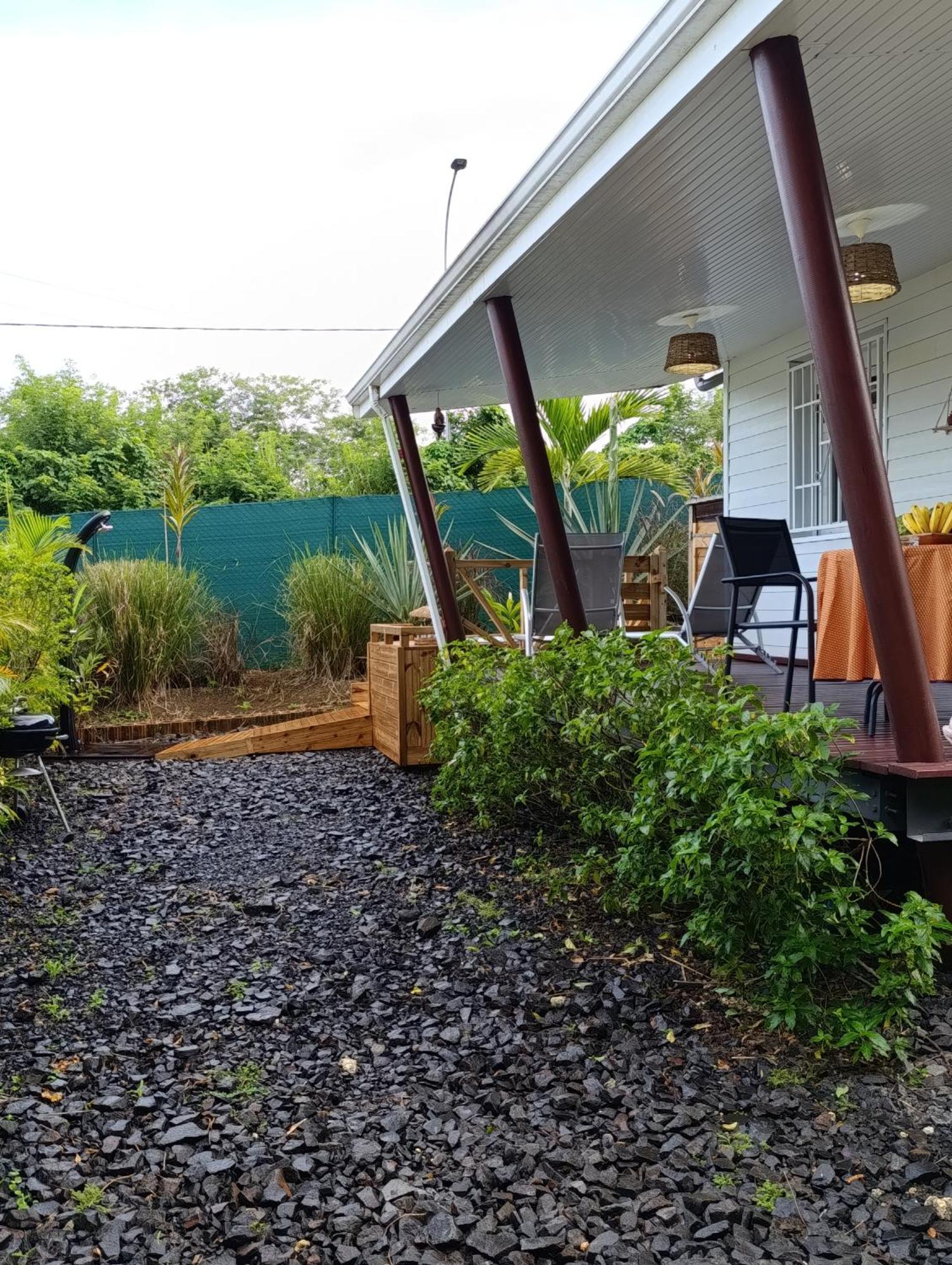 Dadi'S Little Paradis Sainte-Rose Exterior foto
