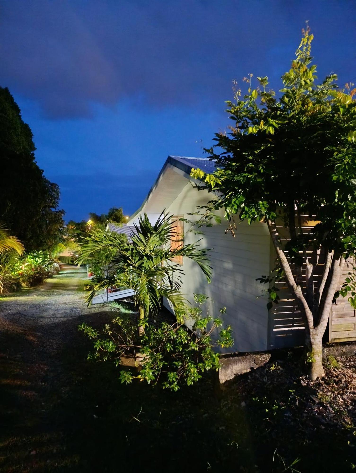 Dadi'S Little Paradis Sainte-Rose Exterior foto